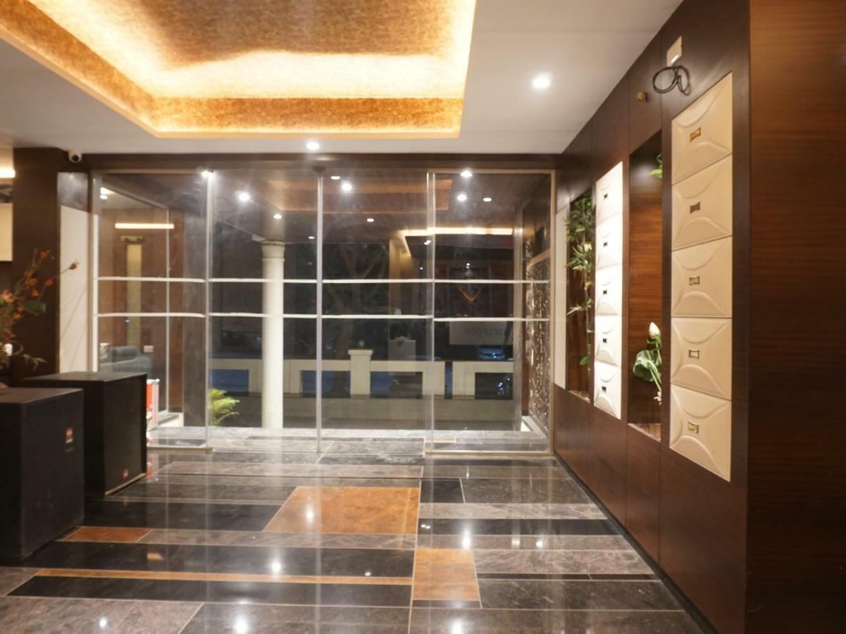 Palette Four Seasons Recreation Resort Jalgaon Esterno foto